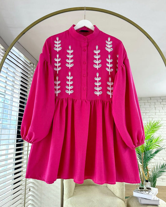 Leaf Embrodered Long Top